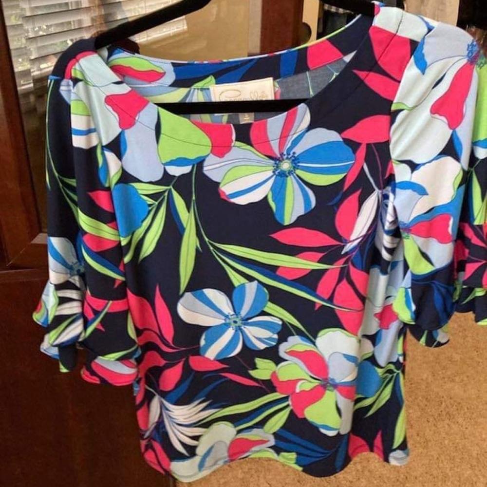 Floral shirt